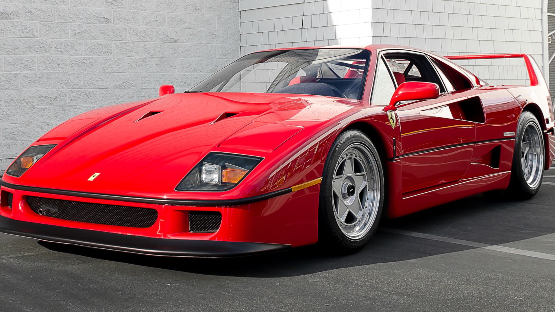 File:Ferrari F40 (14506113383).jpg
