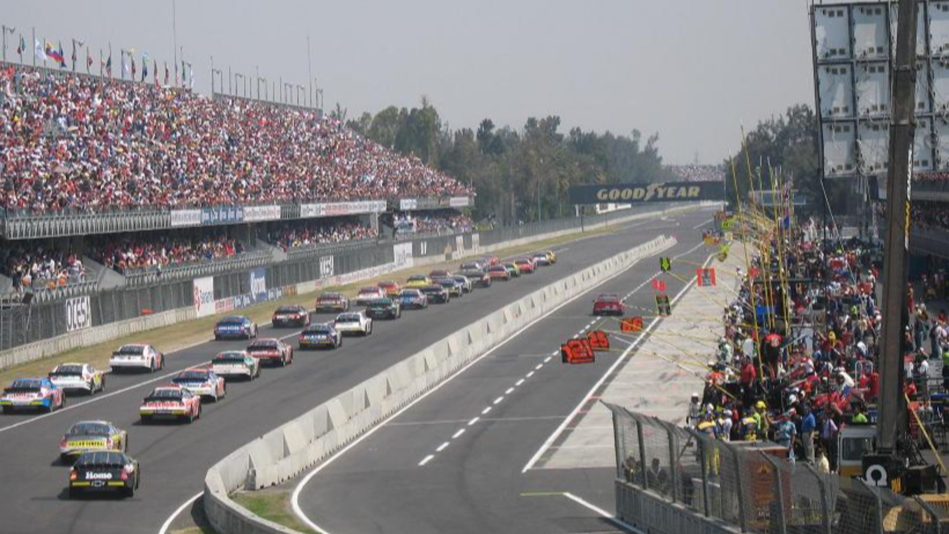 File:MexicoAutodromo.JPG