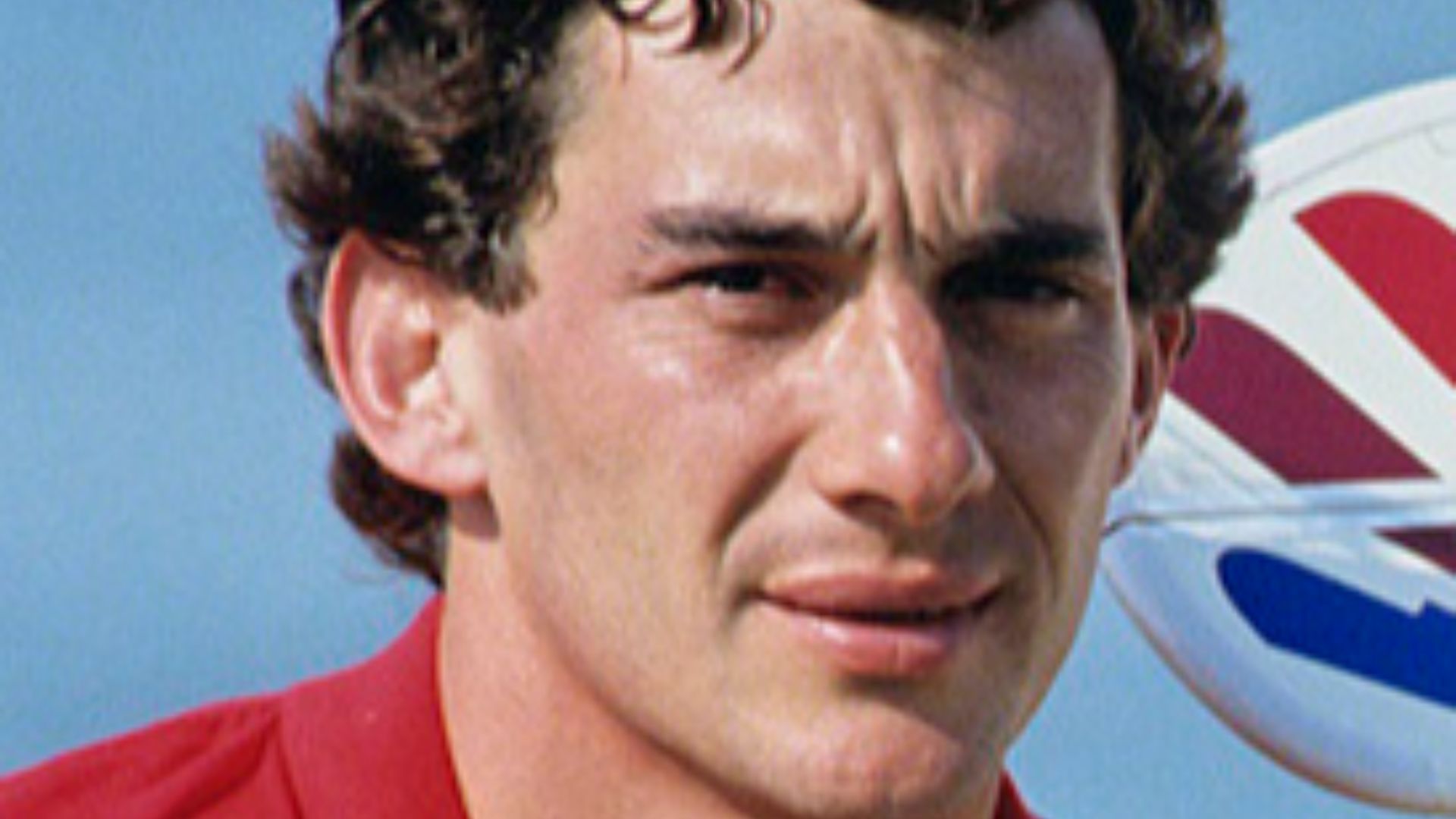 File:Ayrton Senna Pesawat RC Cropped.jpg