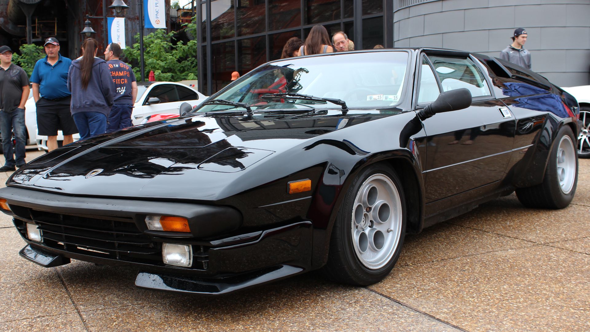 File:Lamborghini Jalpa (19049051200).jpg