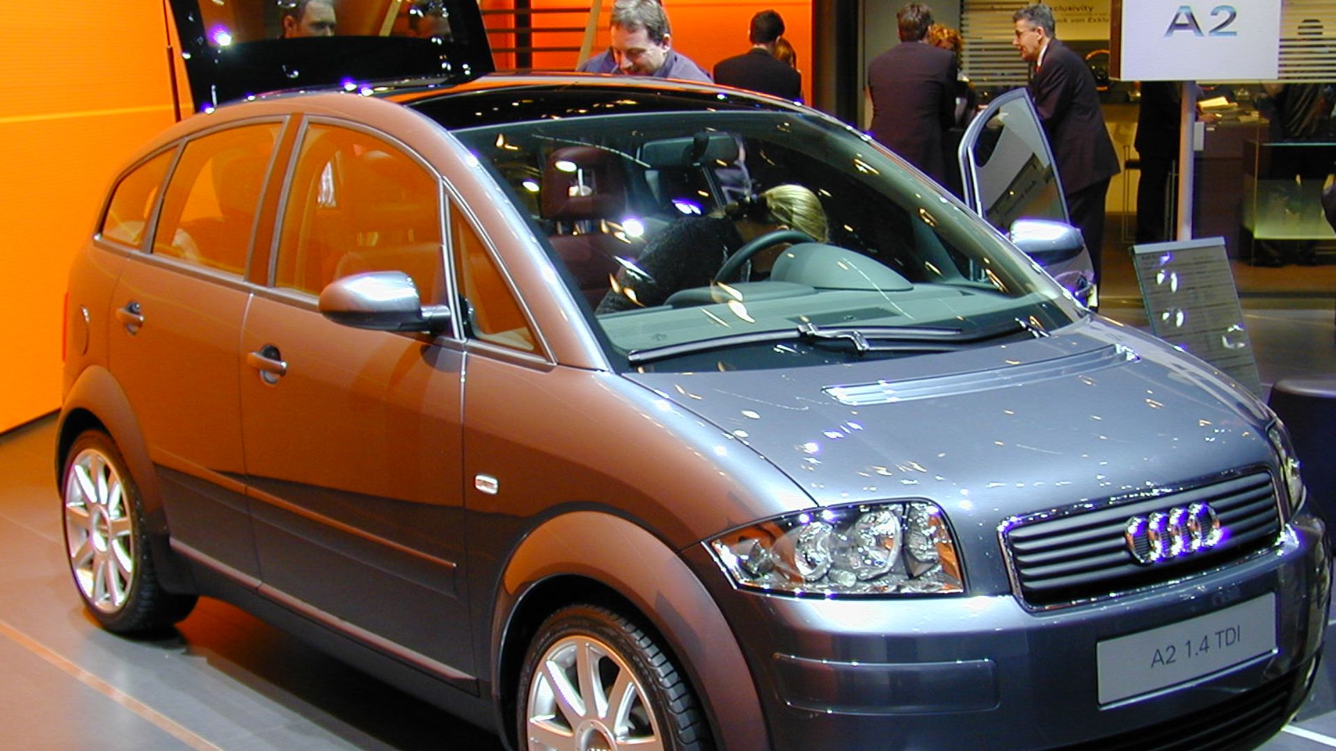 File:SAG2004 085 Audi A2.JPG