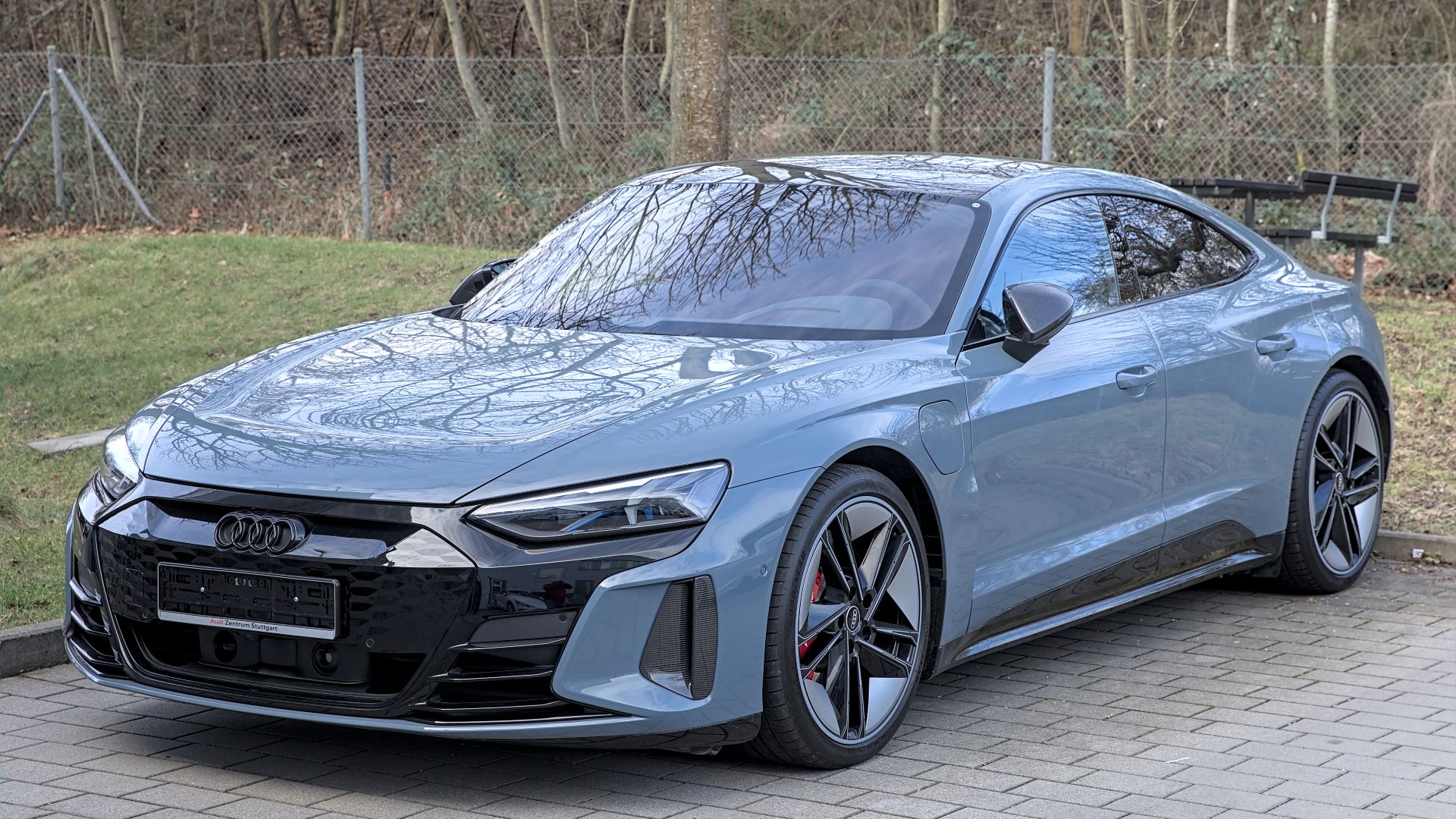 File:Audi RS e-tron GT 1X7A1875.jpg