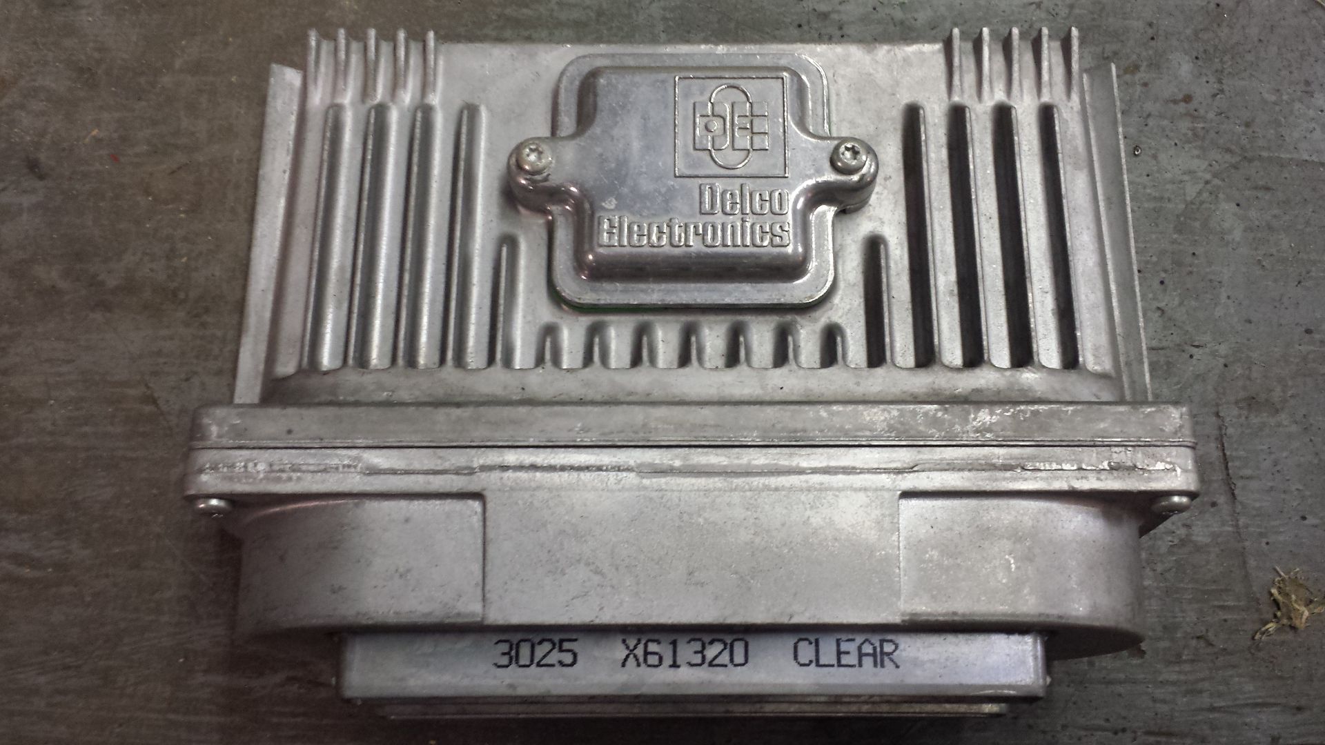 File:An ECM from a 1996 Chevrolet Beretta- 2013-10-24 23-13.jpg