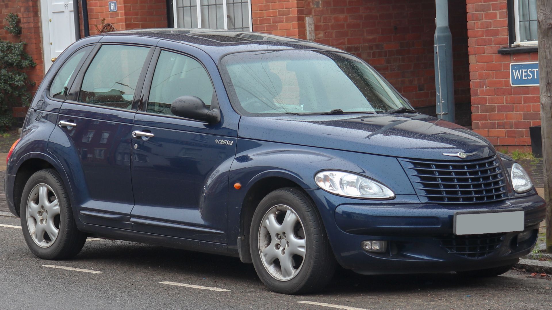 File:2002 Chrysler PT Cruiser Touring Automatic 2.0.jpg