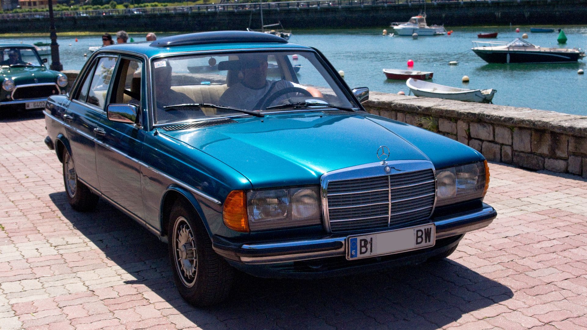 File:Mercedes-Benz 300D (W123) (6133005827).jpg