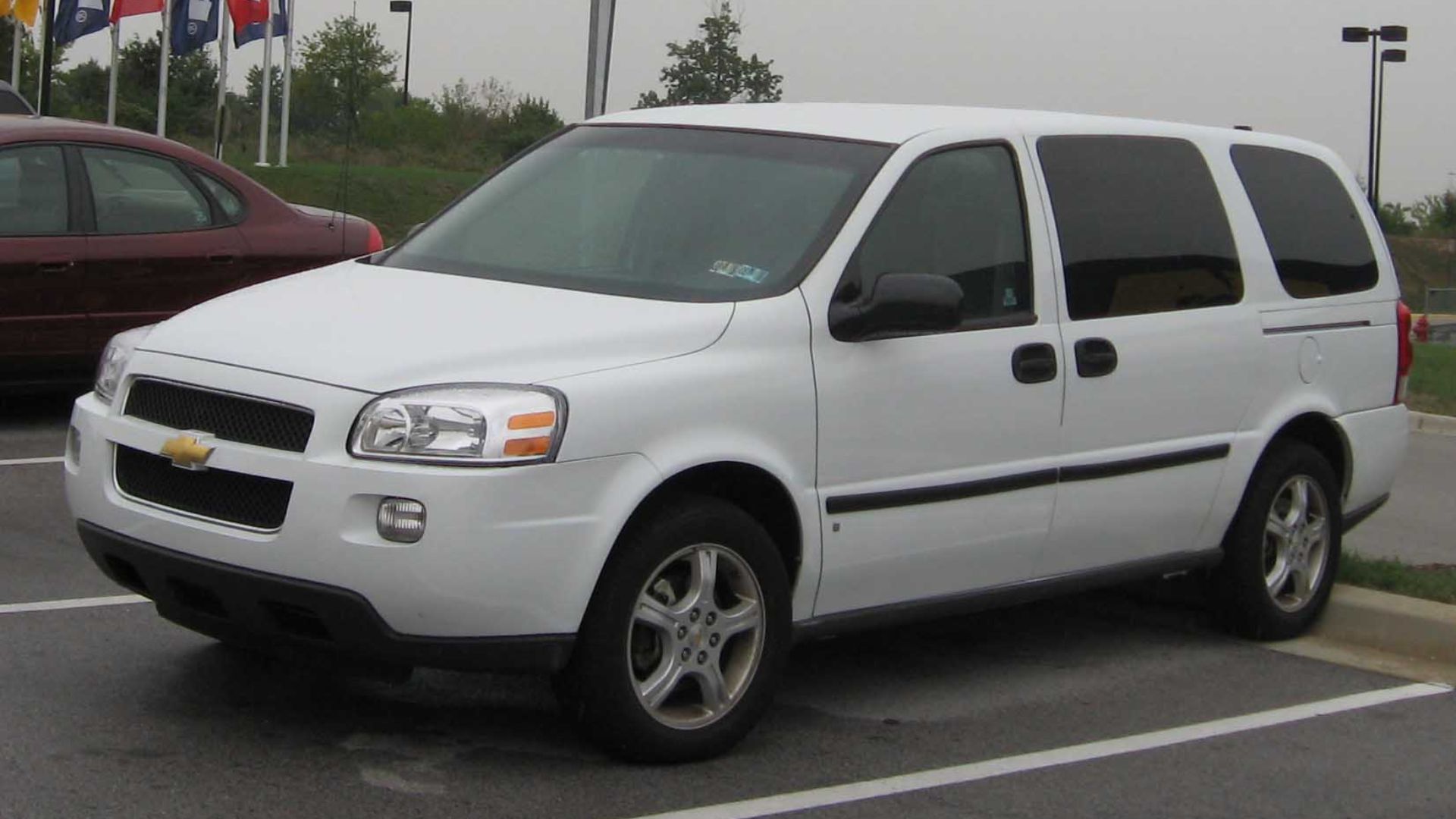 File:Chevrolet-Uplander-LS-LWB.jpg