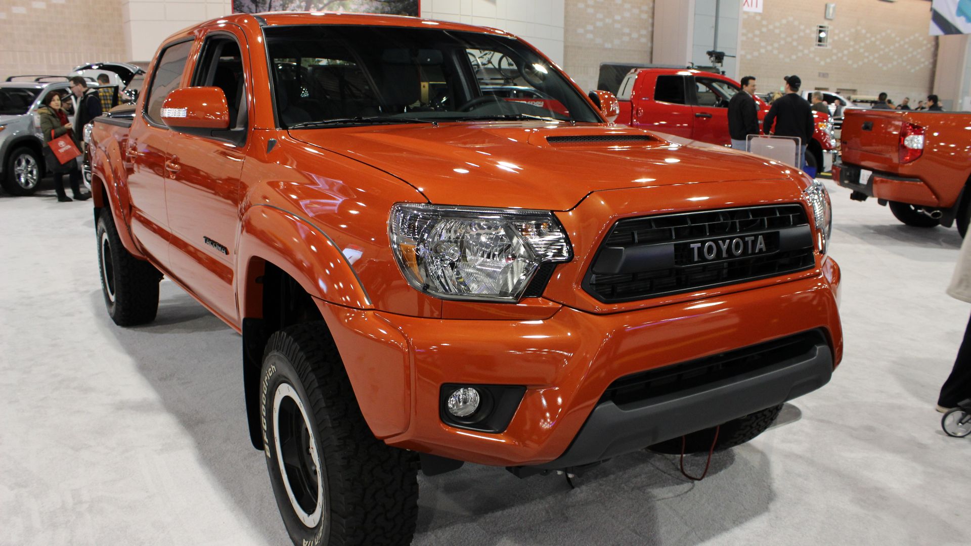 File:Toyota Tacoma TRD Pro (16468182625).jpg