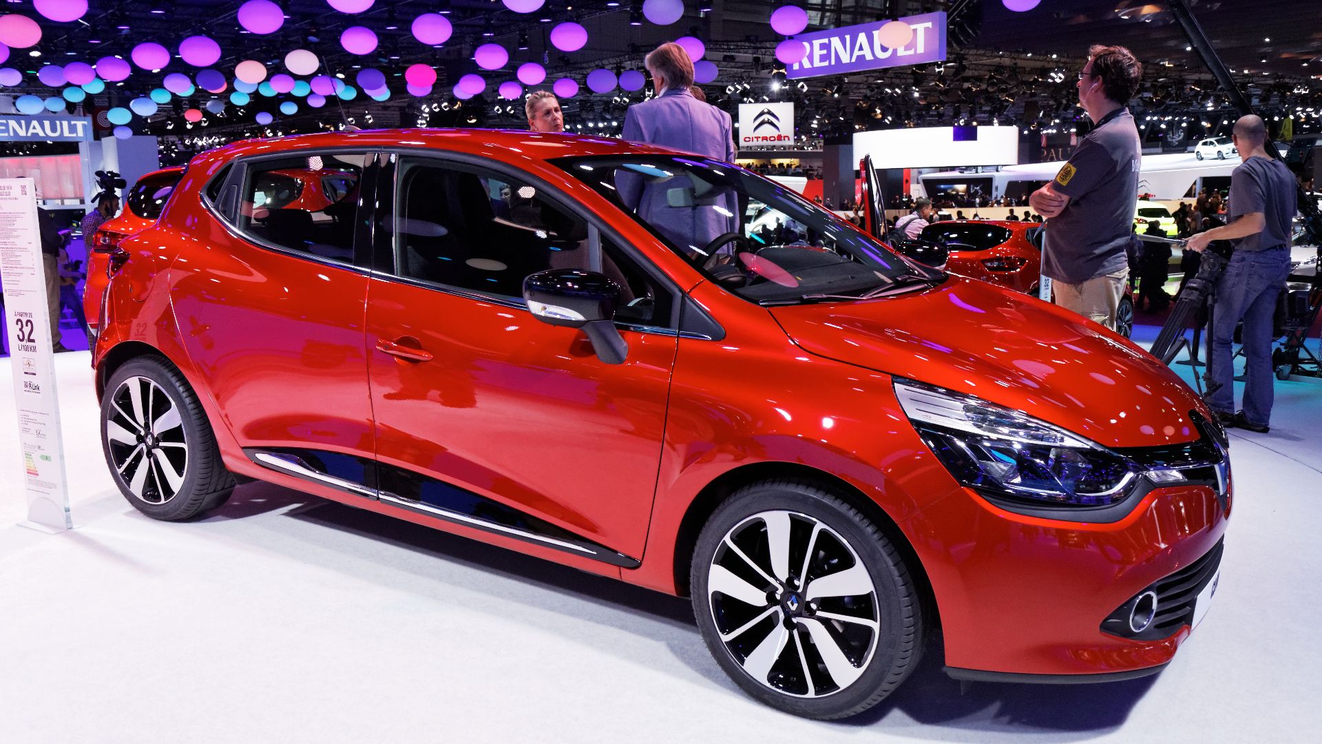 File:Renault - Clio - Mondial de l'Automobile de Paris 2012 - 201.jpg