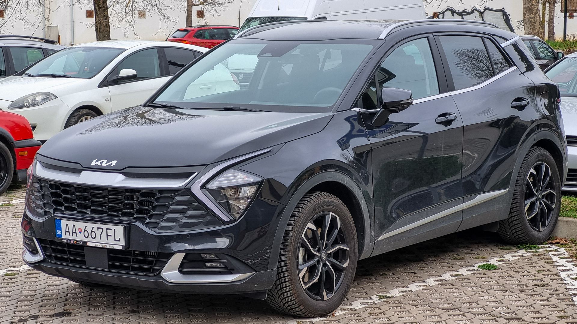 File:Kia Sportage (NQ5; 2021).jpg