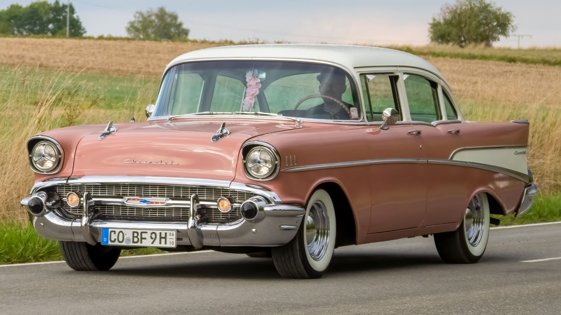 File:Leimershof US-Car-Treffen 1957 Chevrolet Bel Air 4-Door Sedan-20220911-RM-161826.jpg