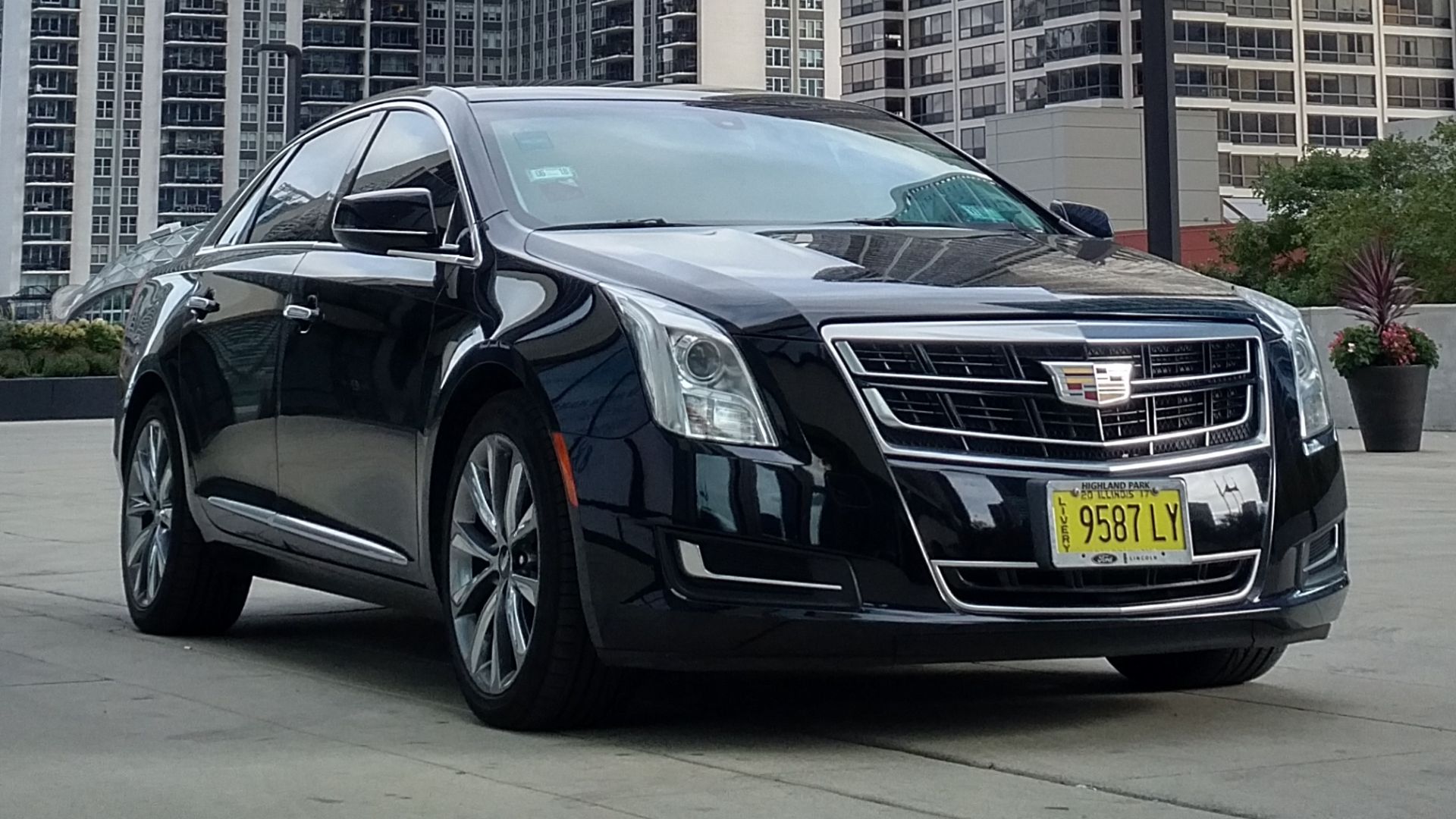 File:Cadillac XTS 2017.jpg