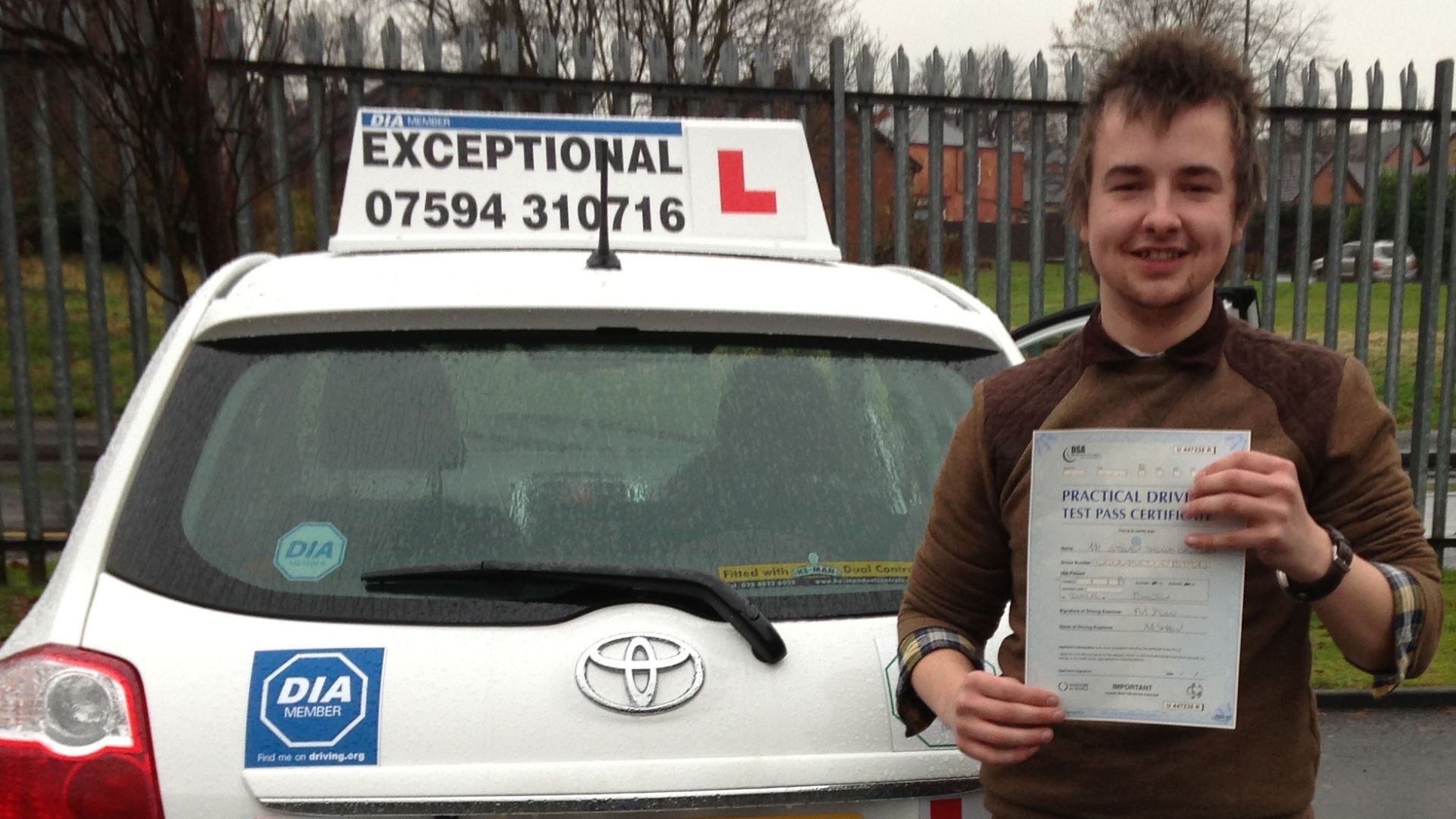 File:Exceptional driving school Bolton passes Ste.jpg