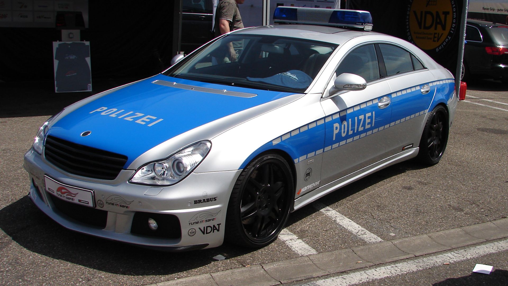 File:Brabus Rocket Polizei.jpg