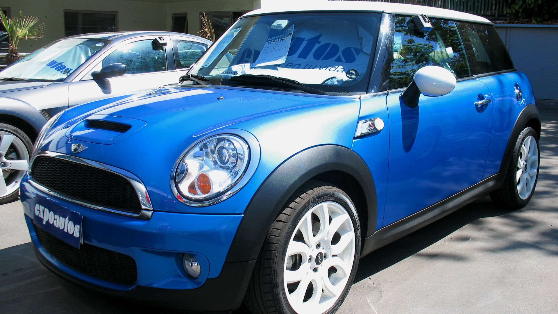 File:MiNi Cooper S 2009 (15240776086).jpg