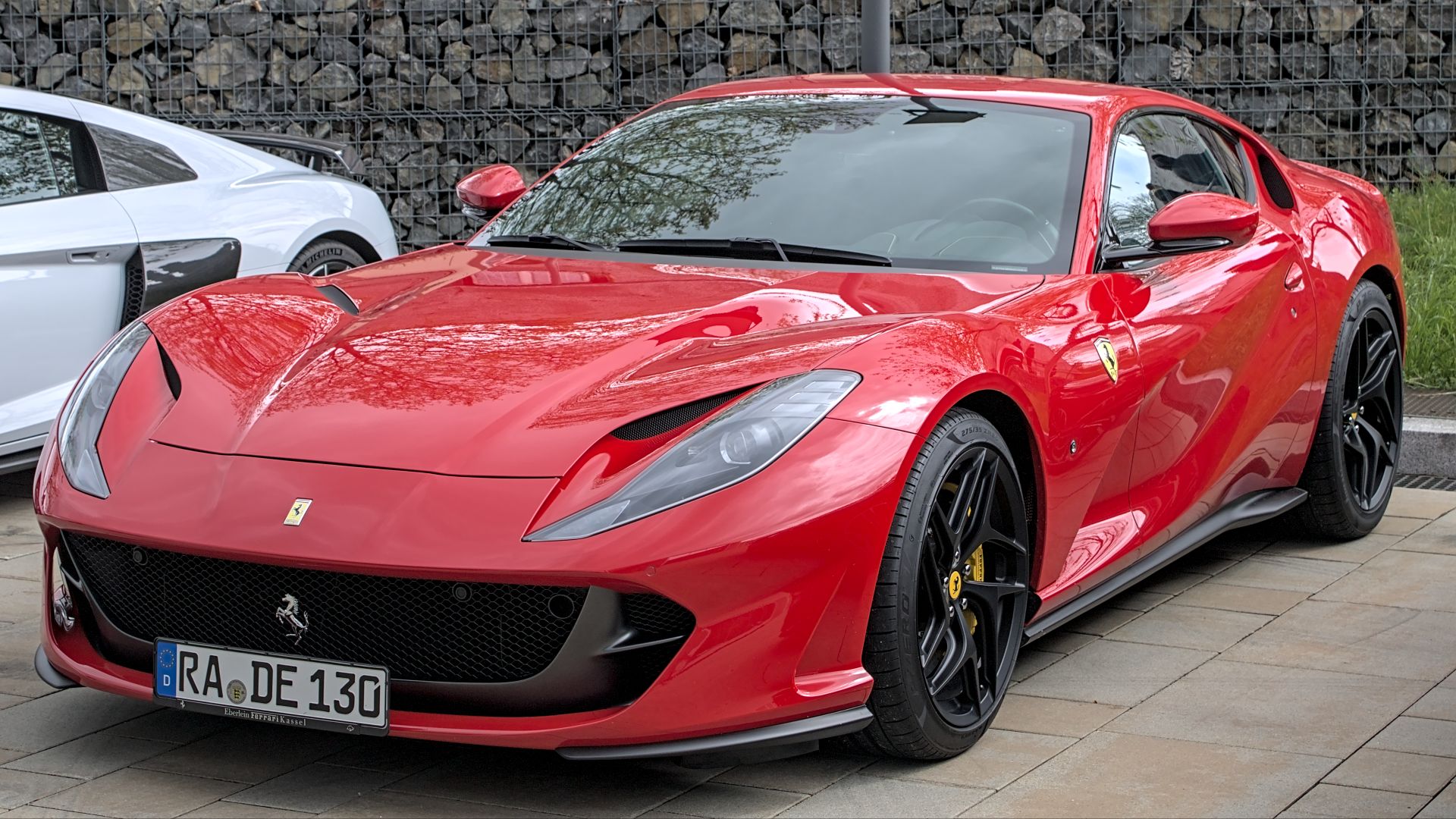 File:Ferrari 812 Superfast IMG 8829.jpg