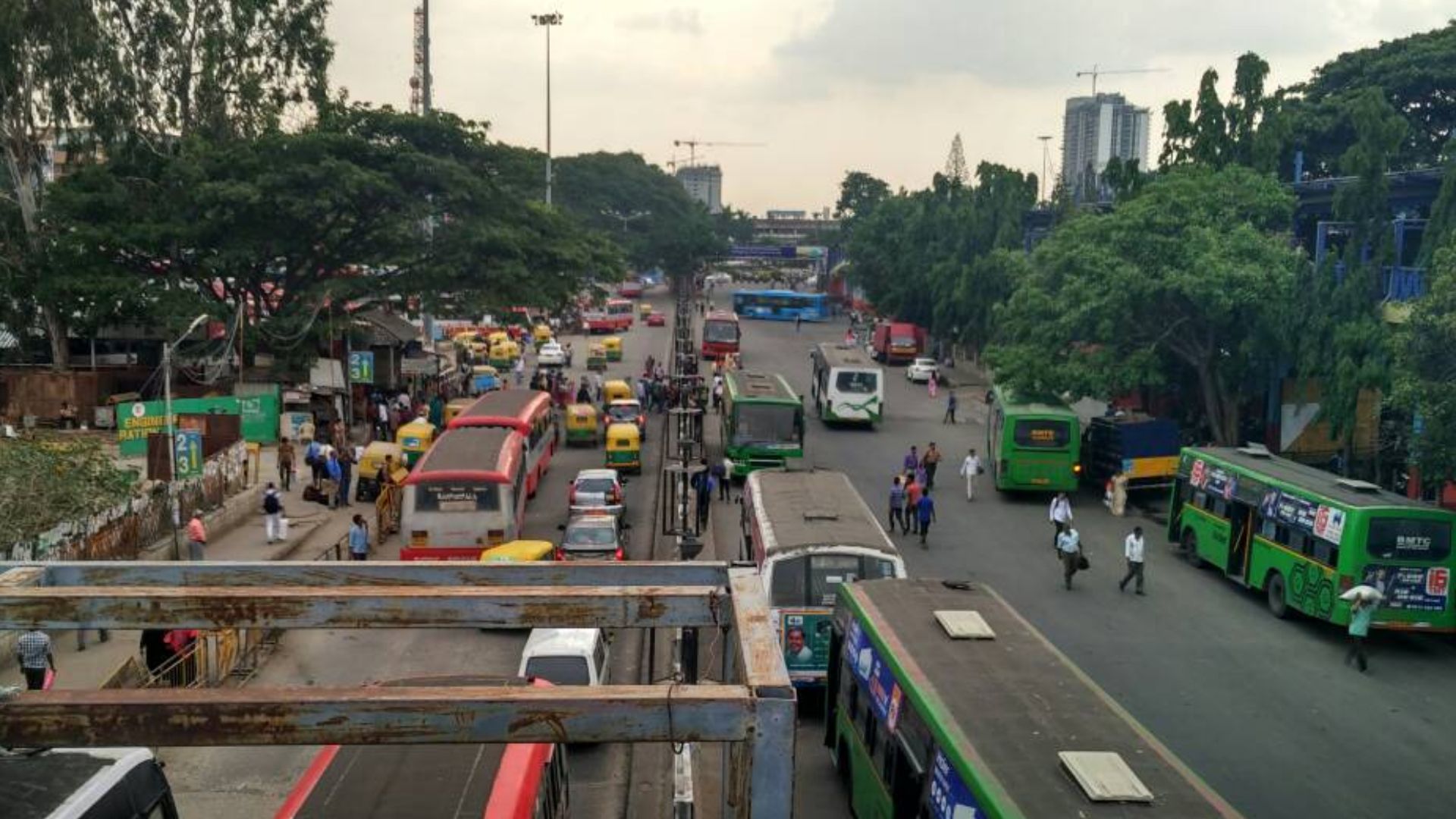 File:Traffic in Bangalore (India, 2017).jpg