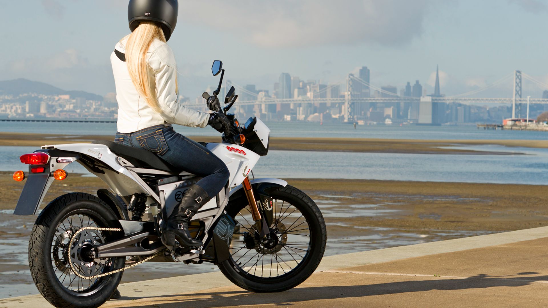 File:2011 zero-xu.jpg