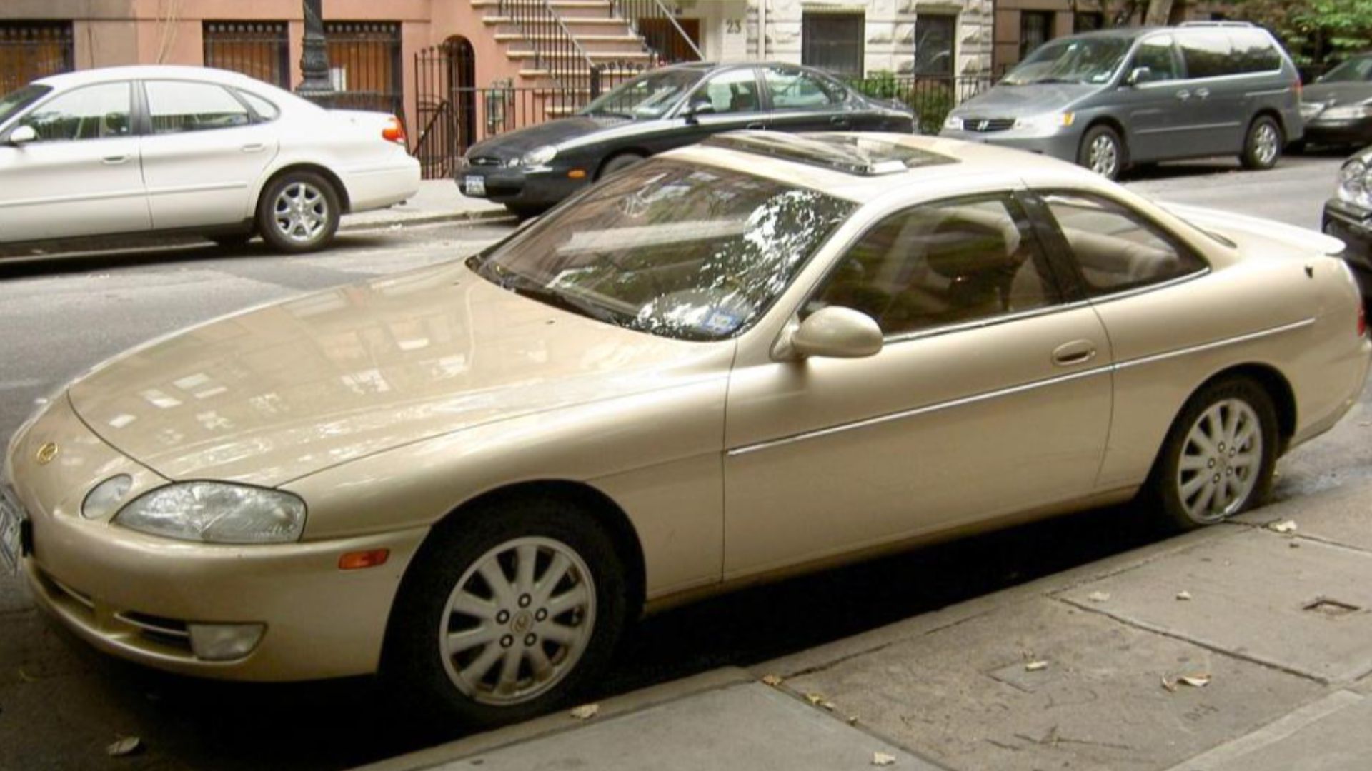 File:Lexus SC 300 Sandstone Beige Metallic.jpg