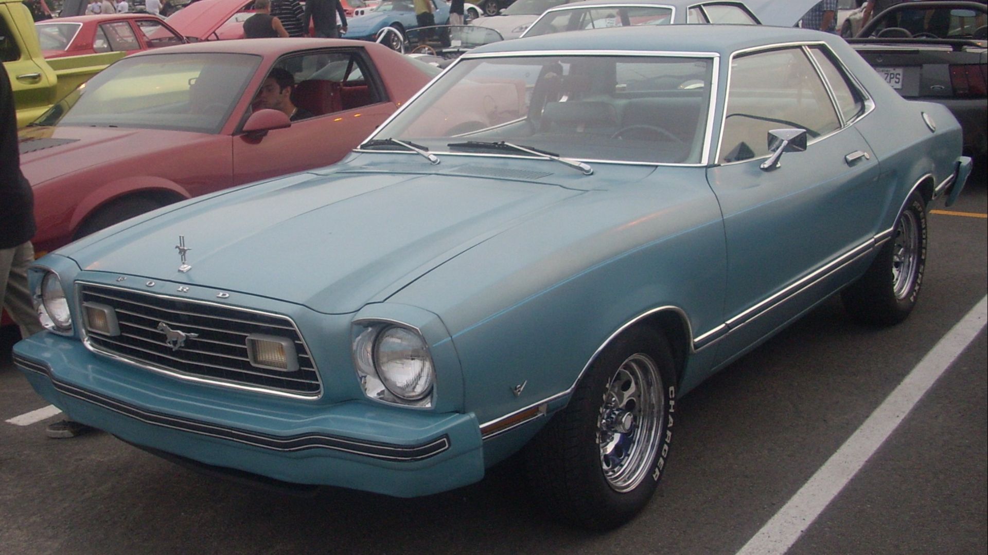 File:Ford Mustang II (Centropolis Laval '10).jpg