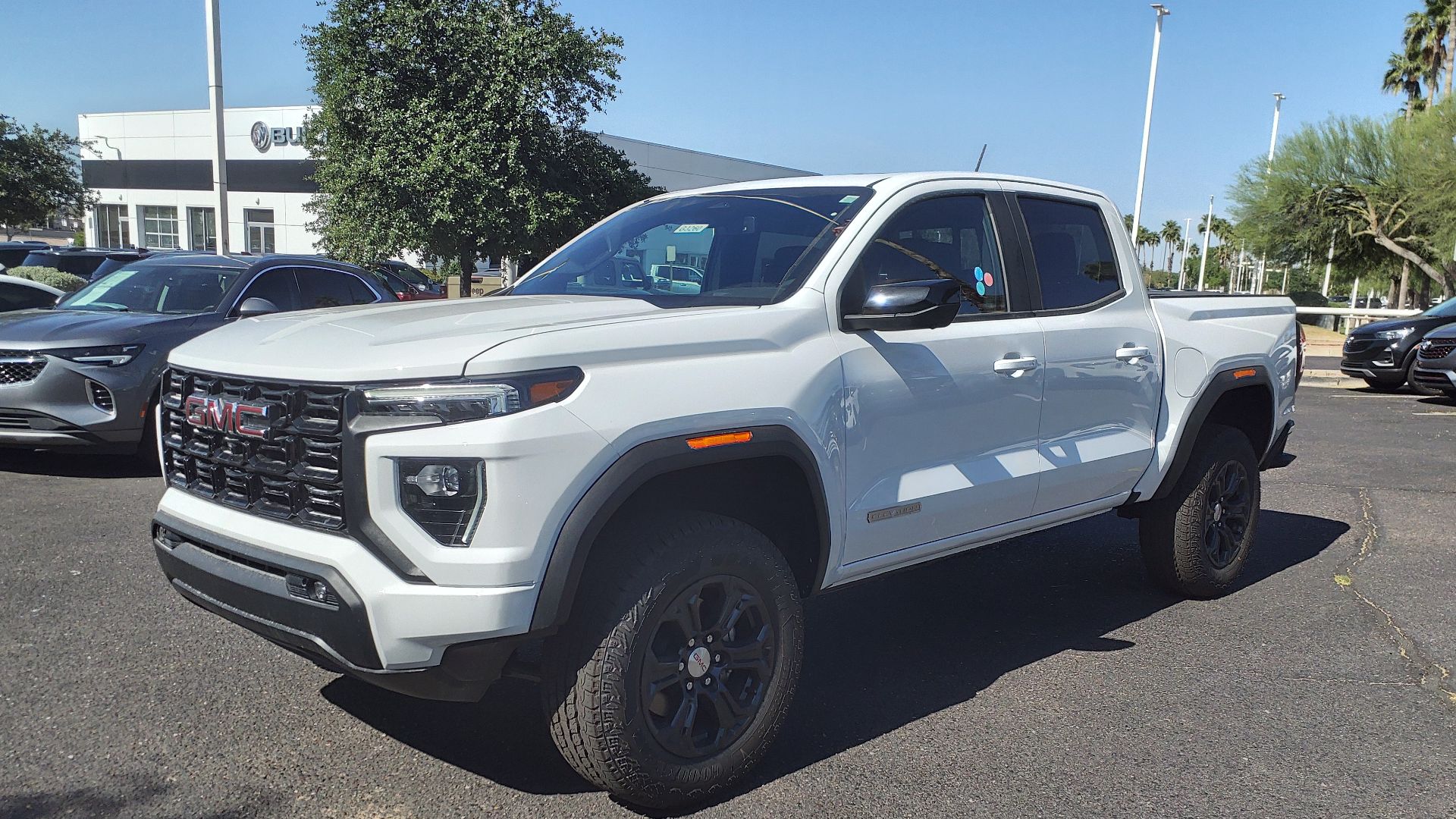 File:23 GMC Canyon Elevation.jpg