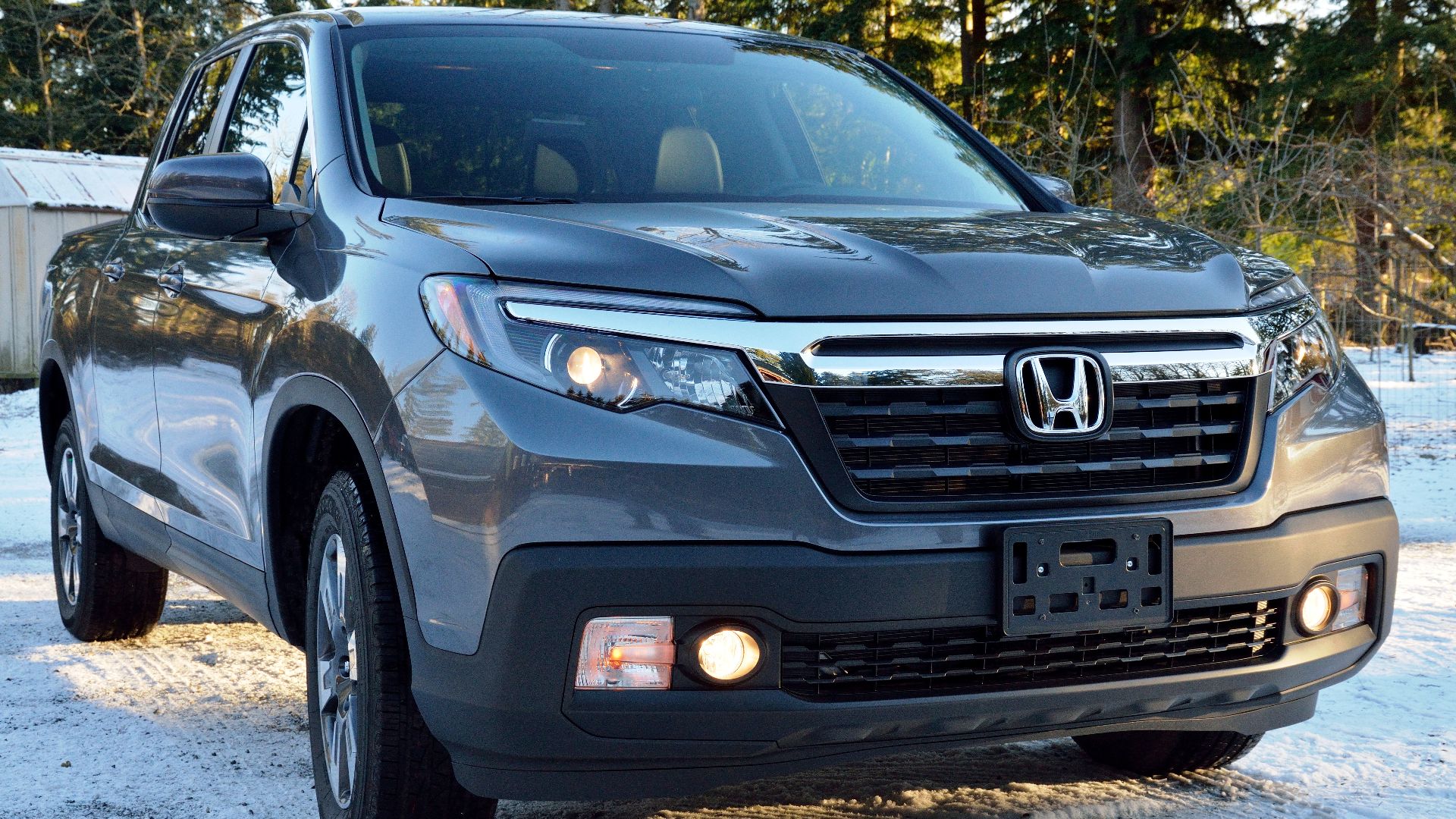 File:2017 Honda Ridgeline RTL-front-end.jpg