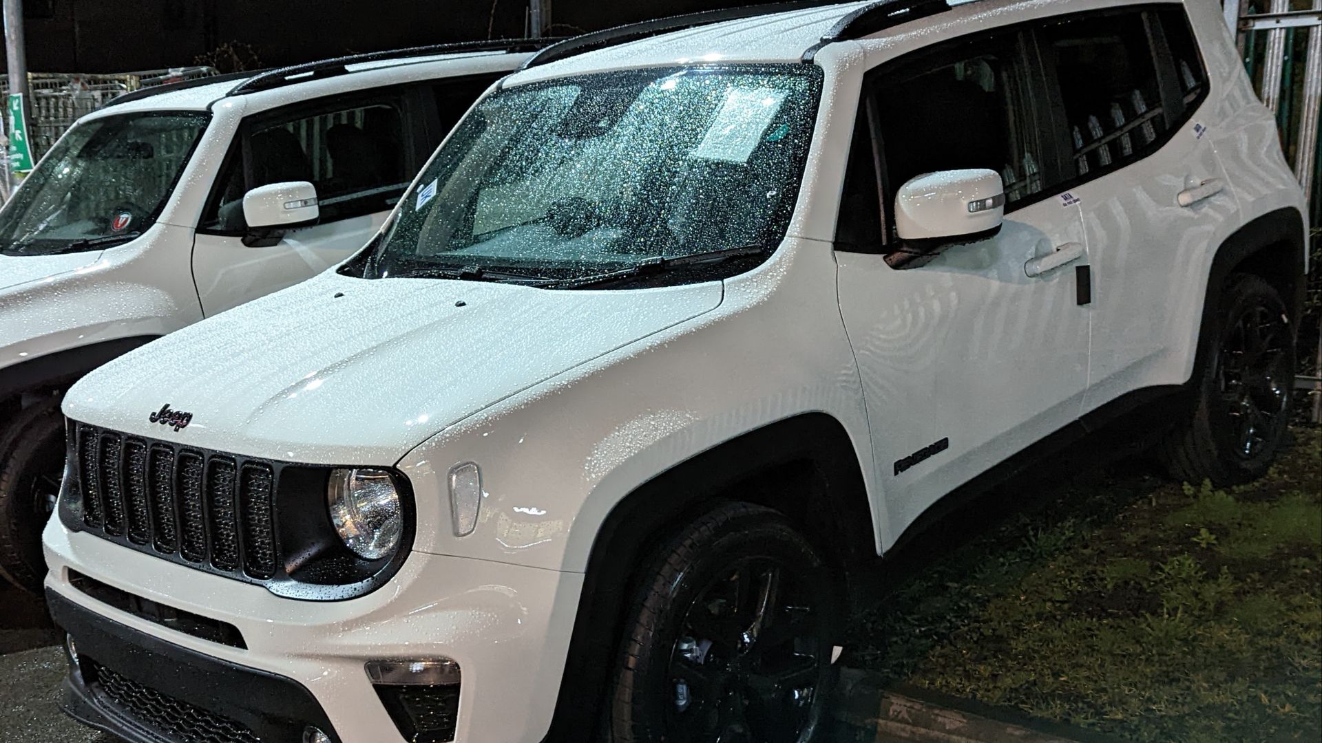 File:2022 Jeep Renegade.jpg