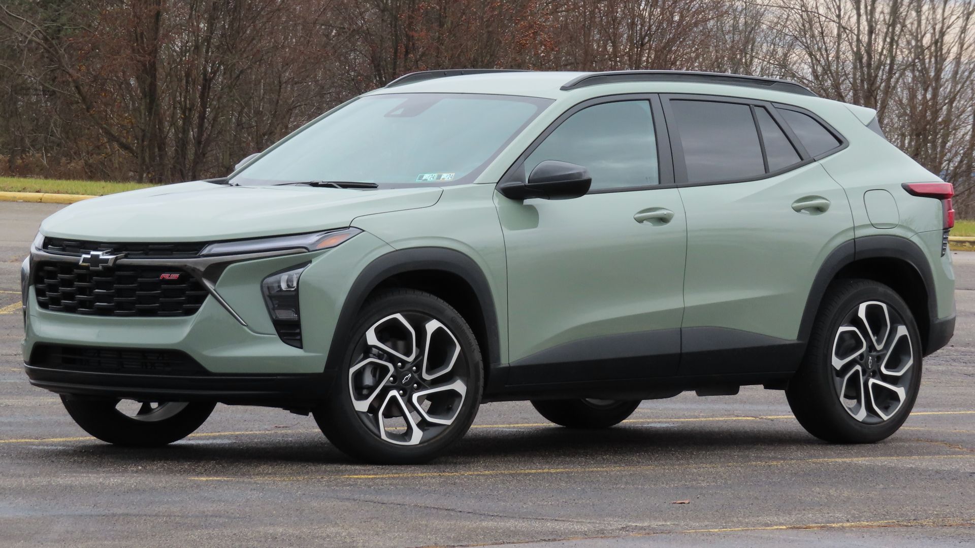 File:2024 Chevrolet Trax 2RS, front left, 12-10-2023.jpg