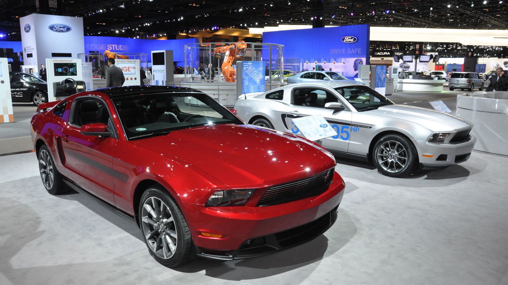 File:Chicago Auto Show 2010 (4349030252).jpg