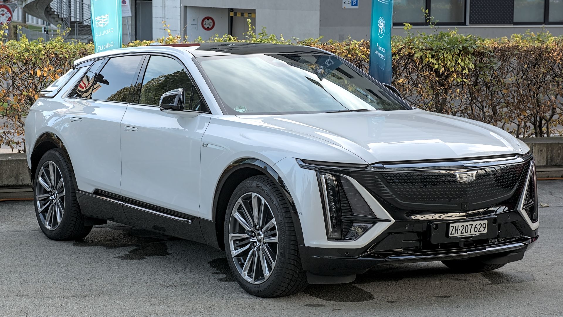 File:Cadillac Lyriq Auto Zuerich 2024 DSC 6630.jpg