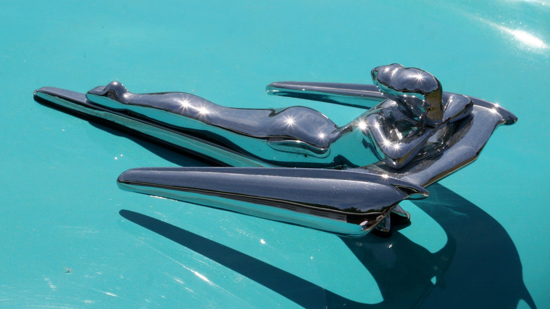 File:Nash Hood Ornament.jpg