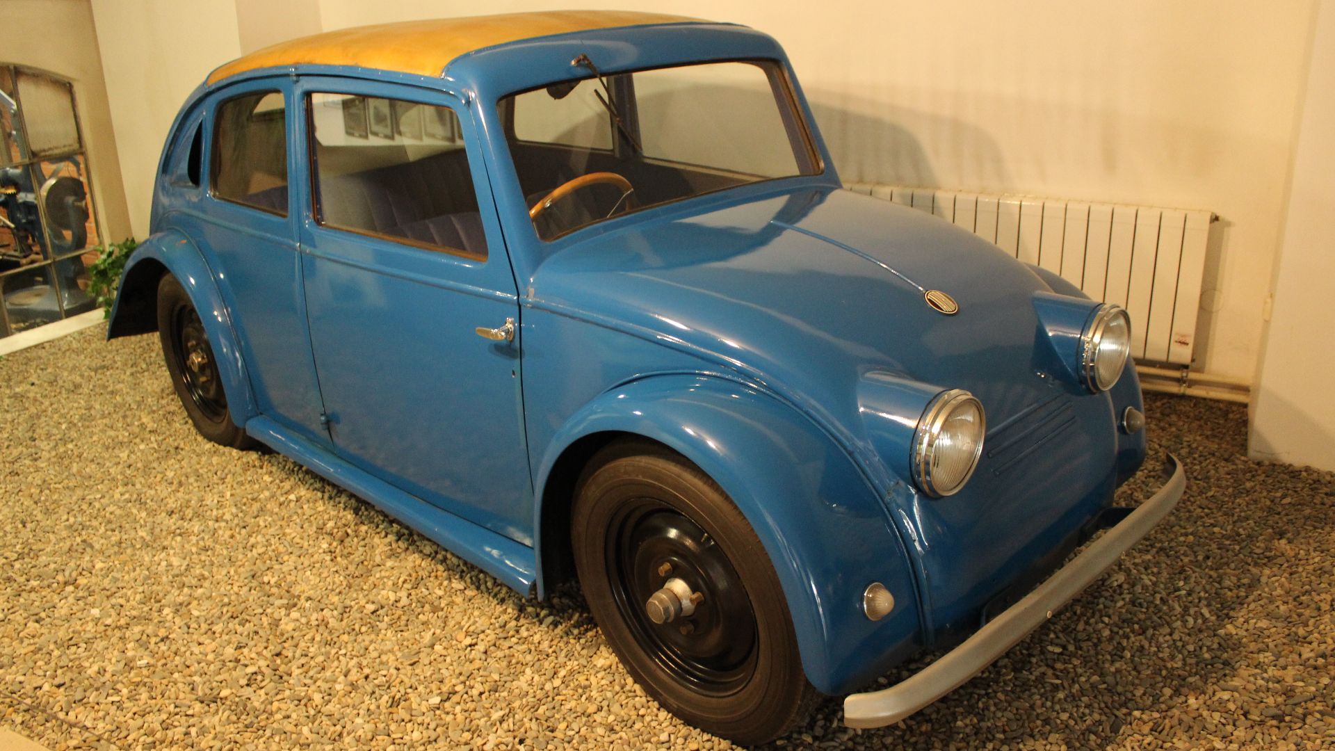 File:Kopřivnice, Technické muzeum Tatra, exponát (047).jpg