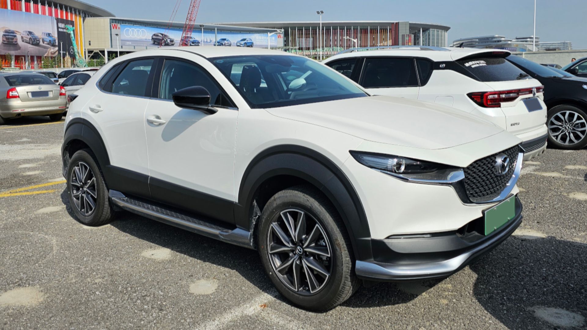 File:Mazda CX-30 EV 01 China 2023-04-21.jpg
