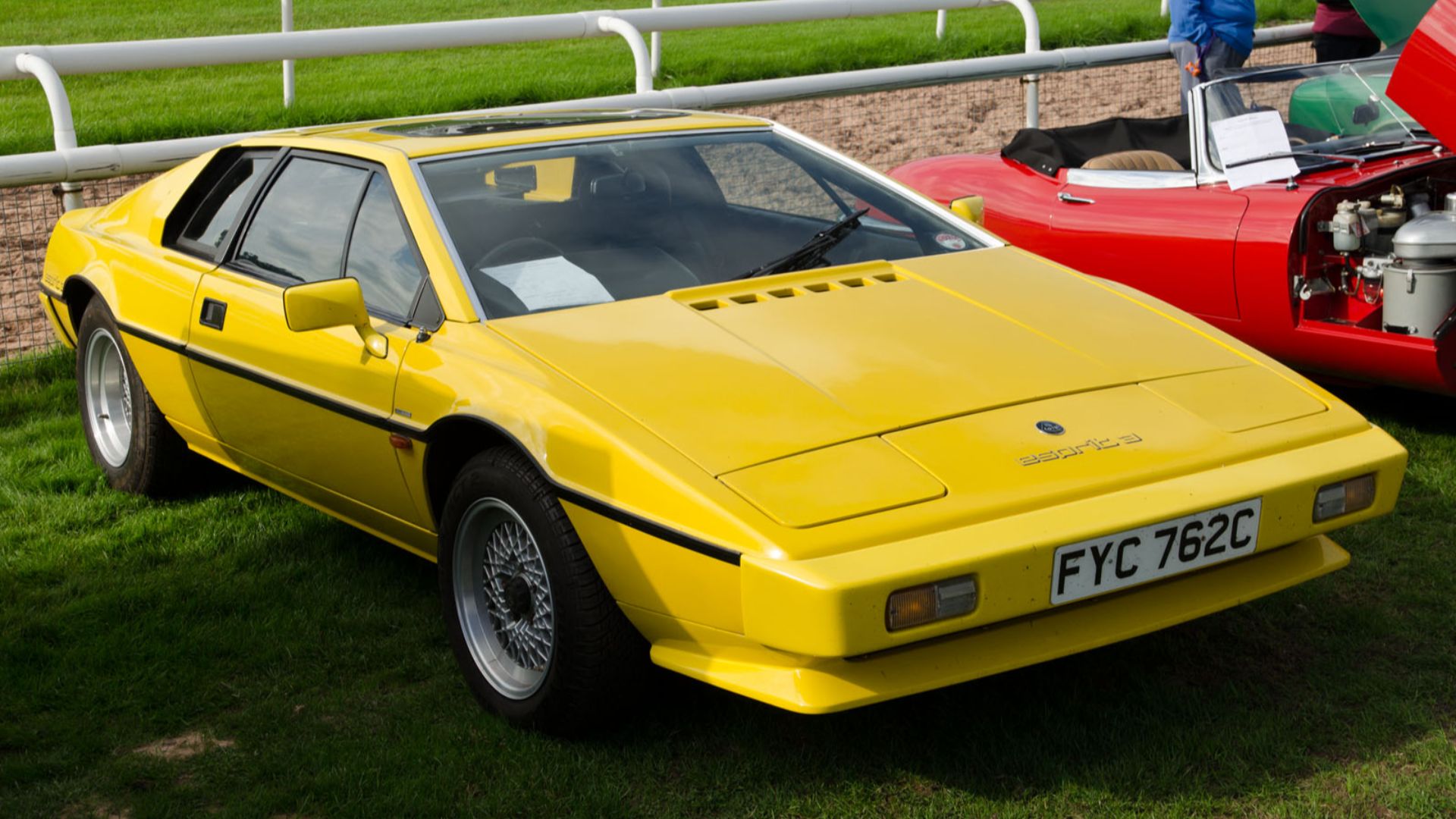 File:Lotus Esprit 3 (1982) - 10658084876.jpg
