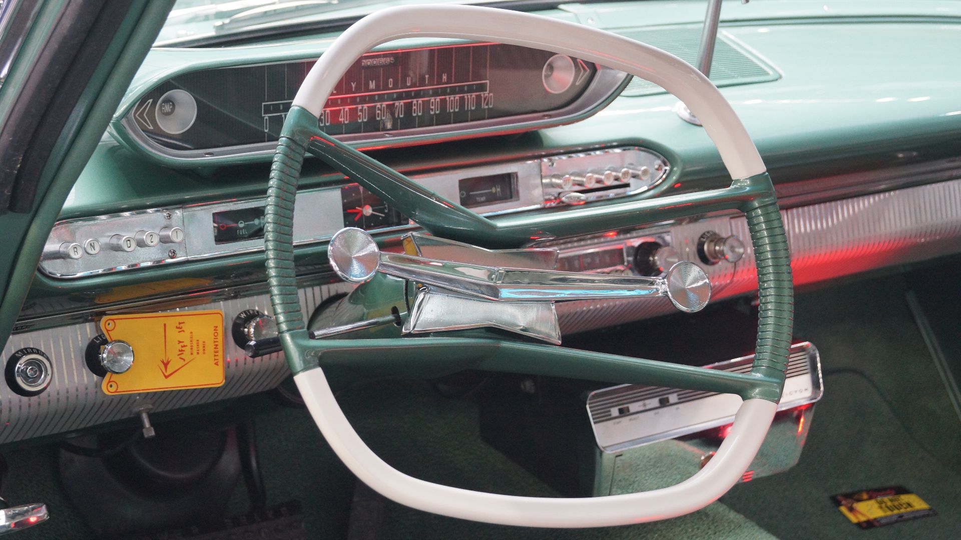 File:1960 Plymouth Fury (32692116734).jpg