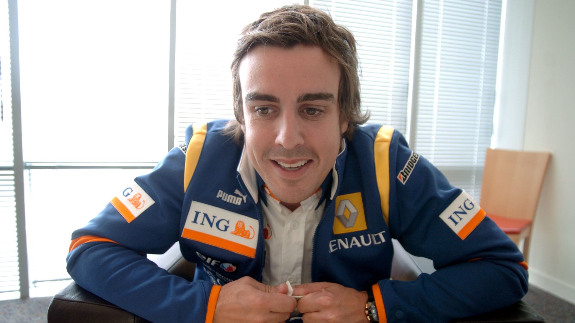 File:Fernando Alonso Technocentre Renault 2008.jpg