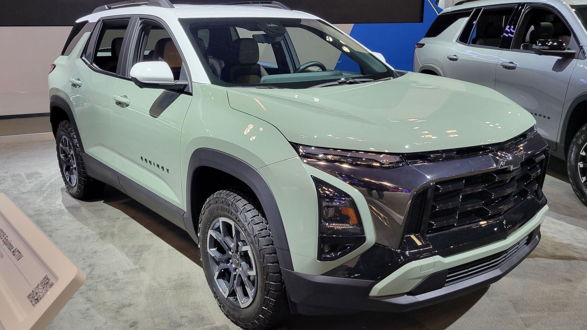 File:2025 Chevrolet Equinox Activ (United States) front view.jpg