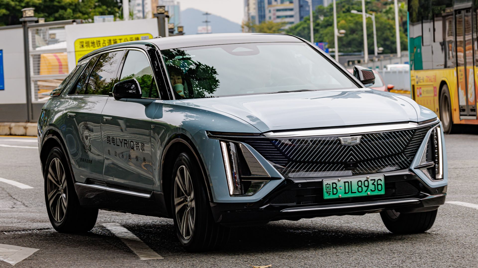 File:CADILLAC LYRIQ China.jpg