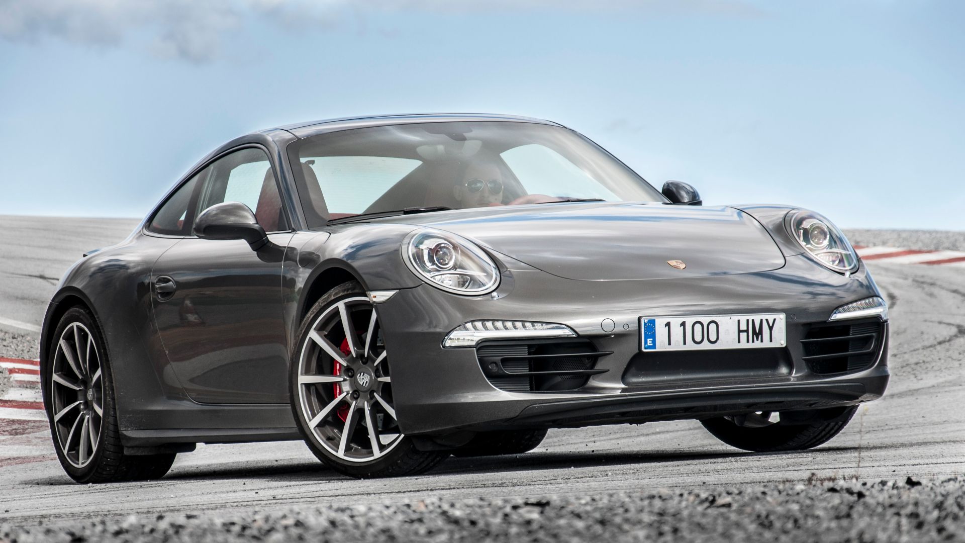 File:2013 Porsche 911 Carrera 4S (991) (9626546987).jpg