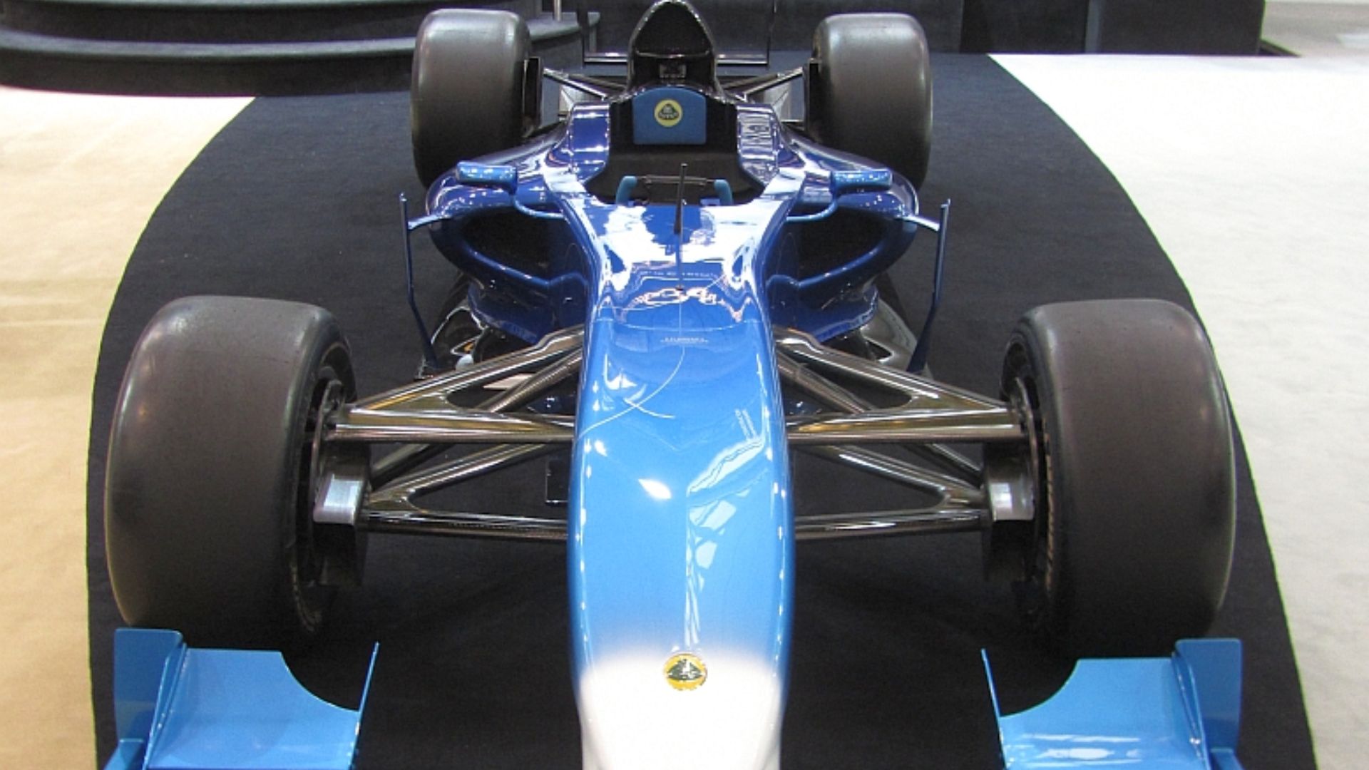 File:Lotus Exos Type 125 front 05 2011.jpg