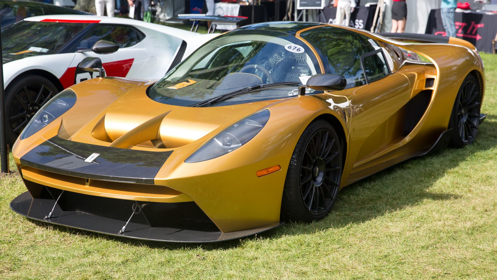 File:2021 Scuderia Cameron Glickenhaus SCG 004S in GOLD, front left.jpg