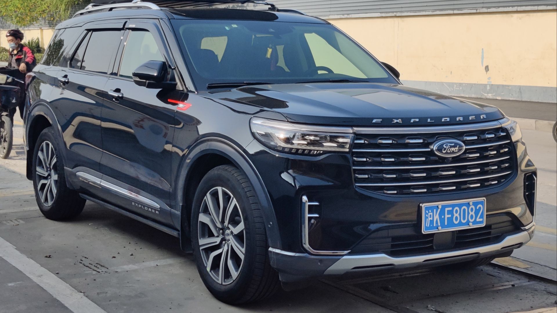 File:Ford Explorer VI facelift IMG003.jpg