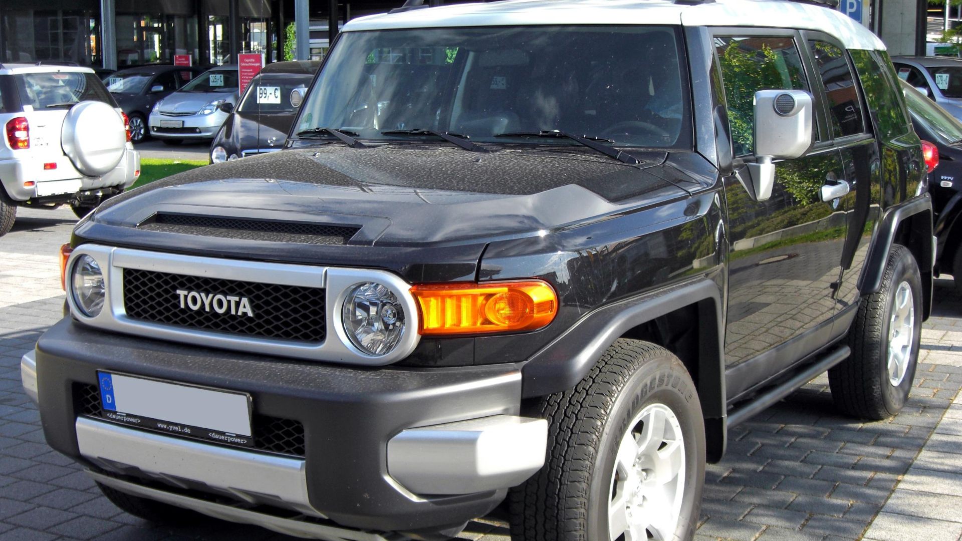 File:Toyota FJ Cruiser 20090531 front.JPG