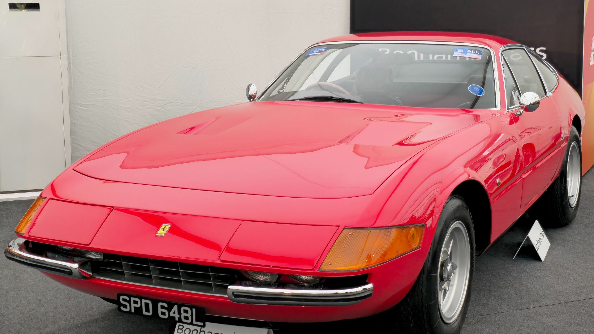 File:1972 Ferrari 365 GTB-4 Daytona.jpg
