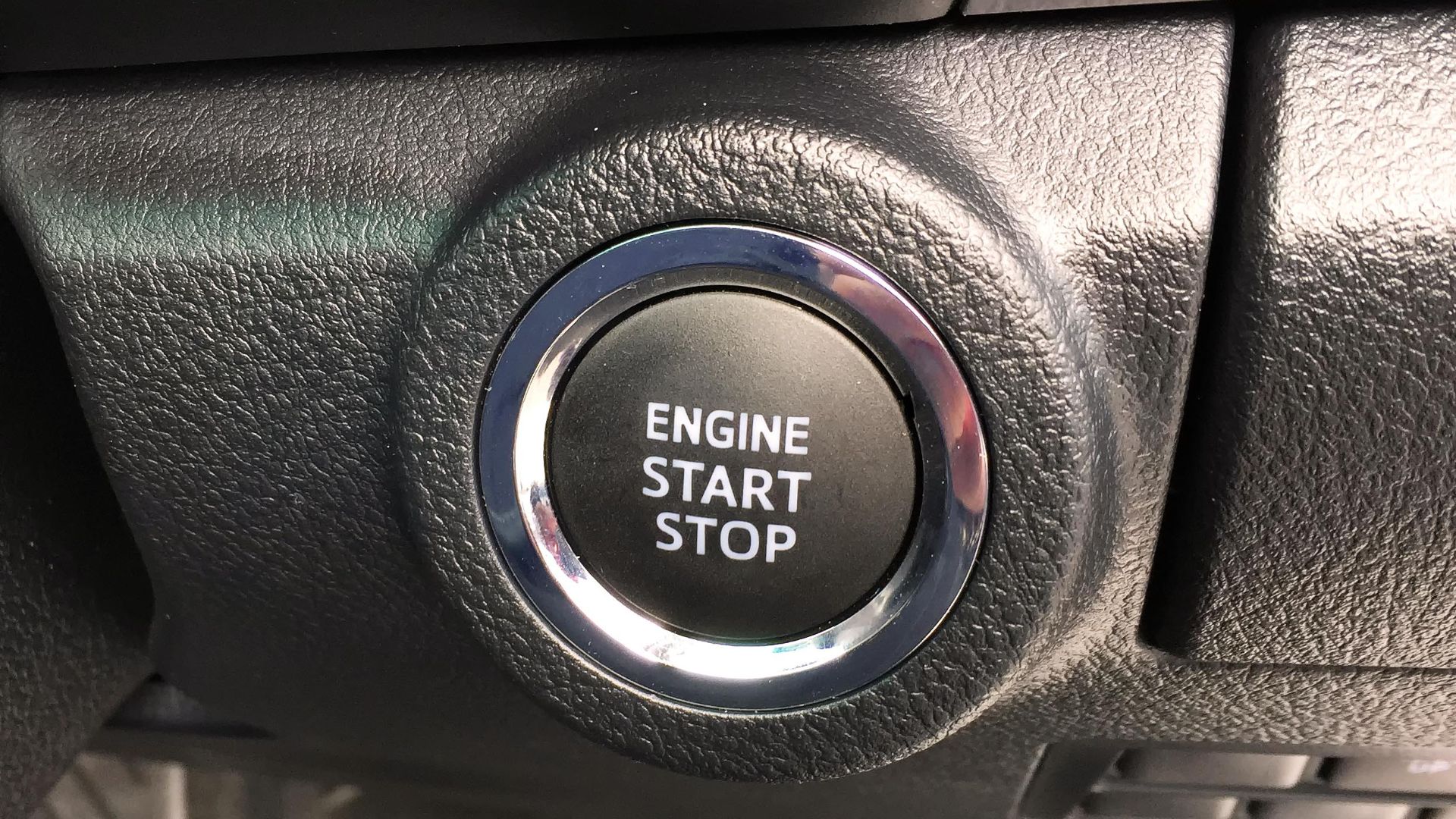 File:Toyota HiLux Engine Start-Stop Button.jpg
