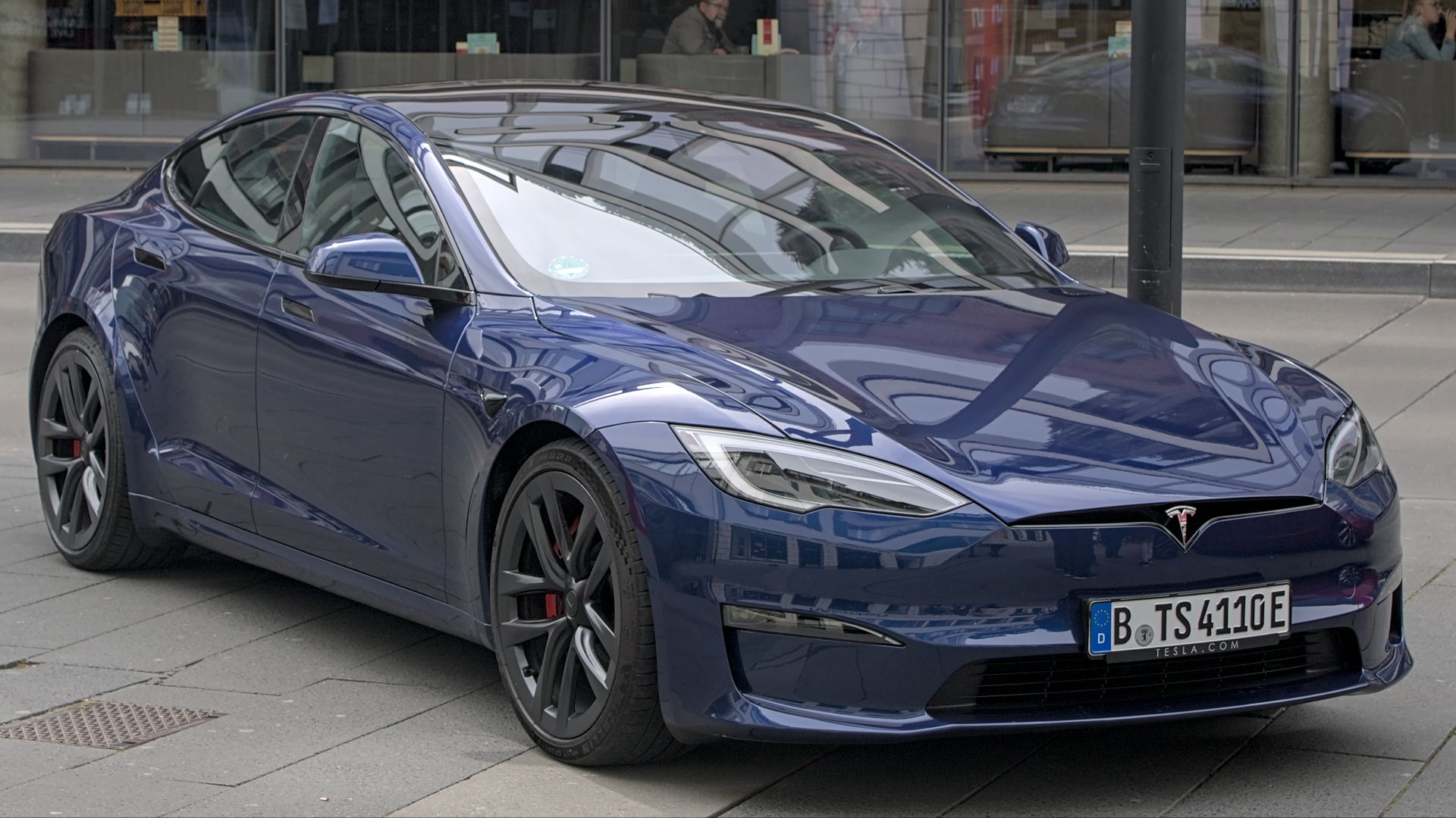 File:Tesla Model S Plaid Autofrühling Ulm IMG 9278 (cropped).jpg