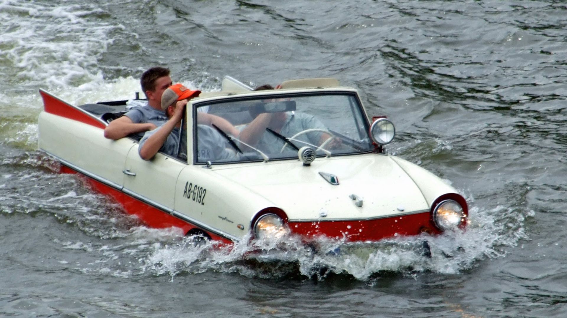 File:Amphicar-main-ffm001.jpg