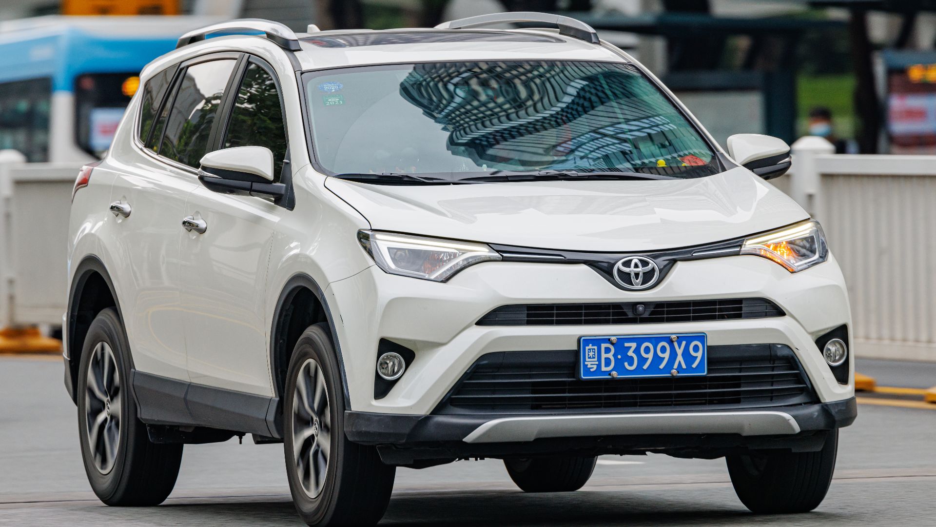 File:TOYOTA RAV4 (XA40) China.jpg
