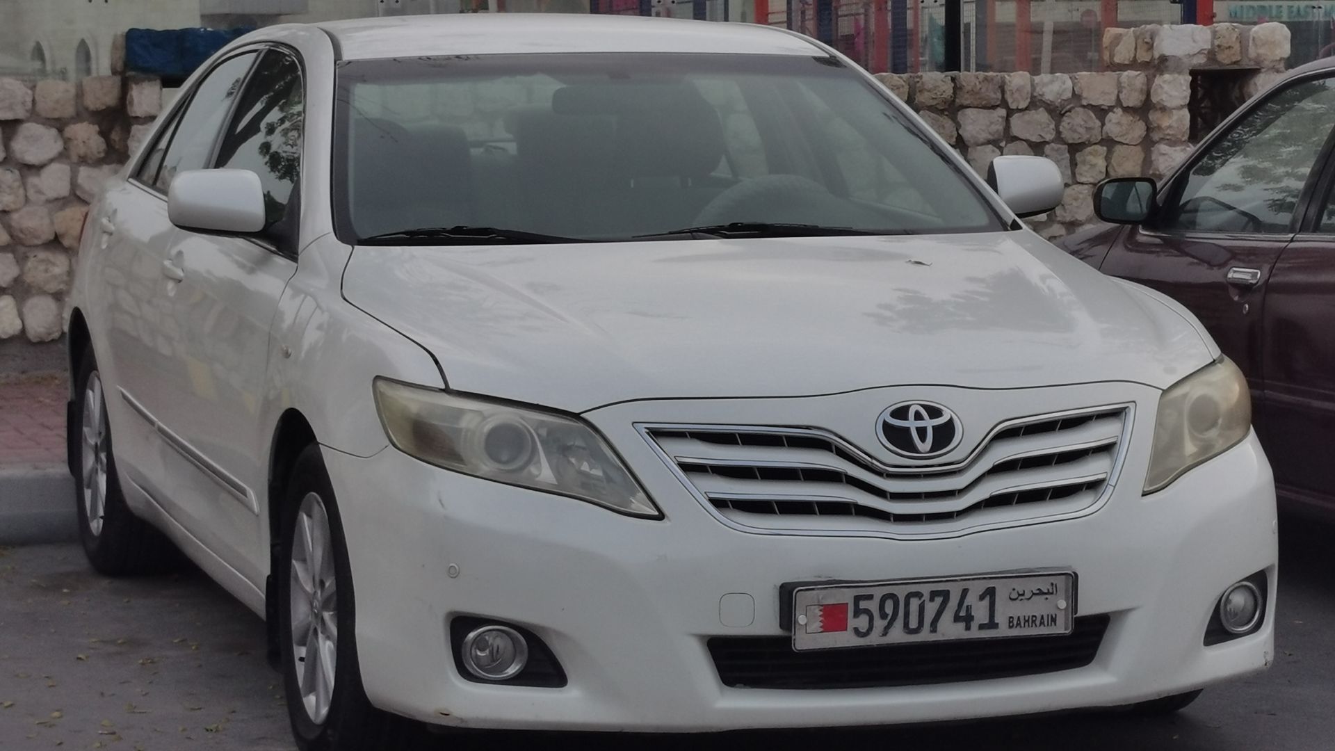 File:Toyota Camry GLX Bahrain.jpg