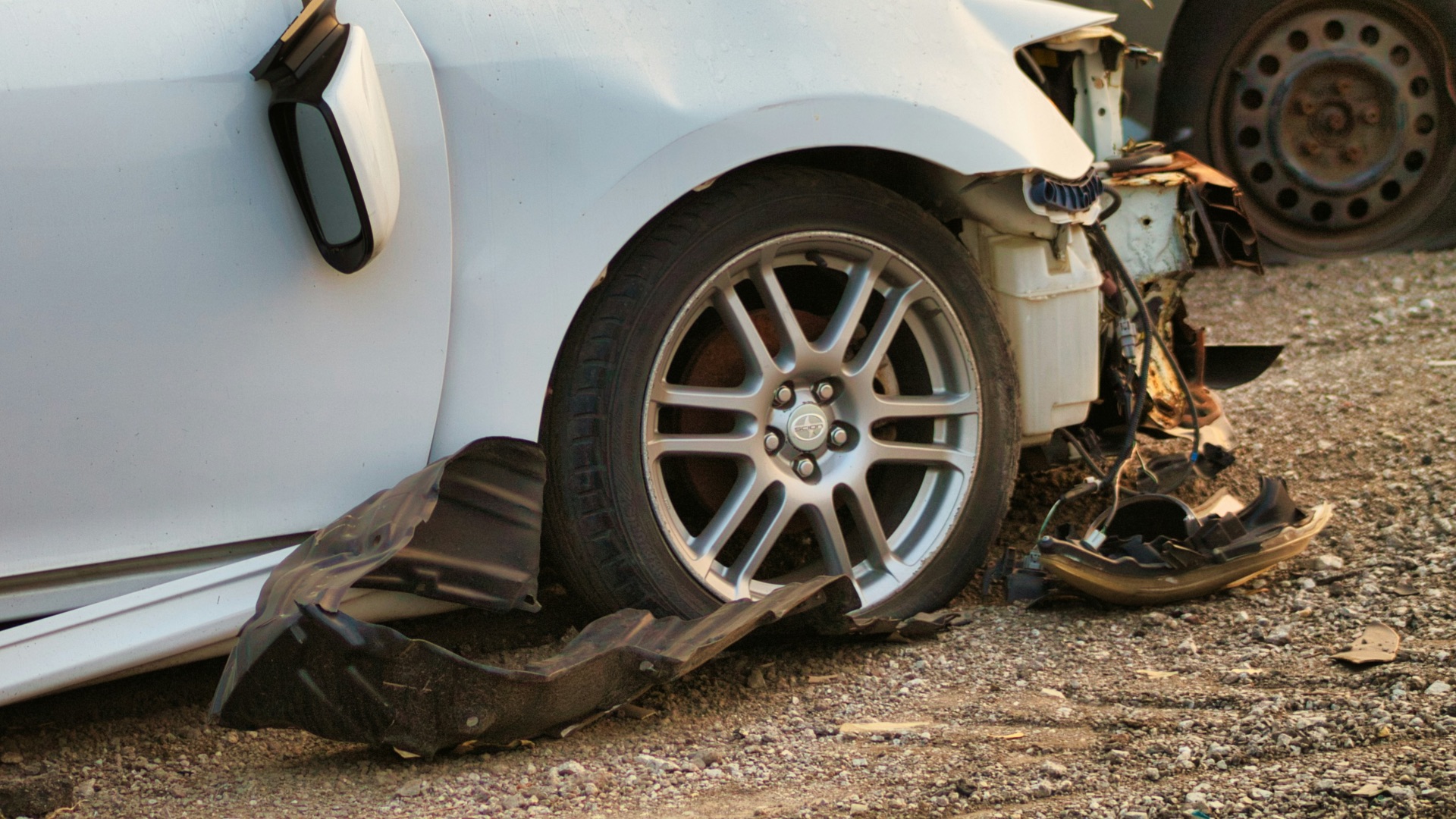 a car that has been involved in a car accident