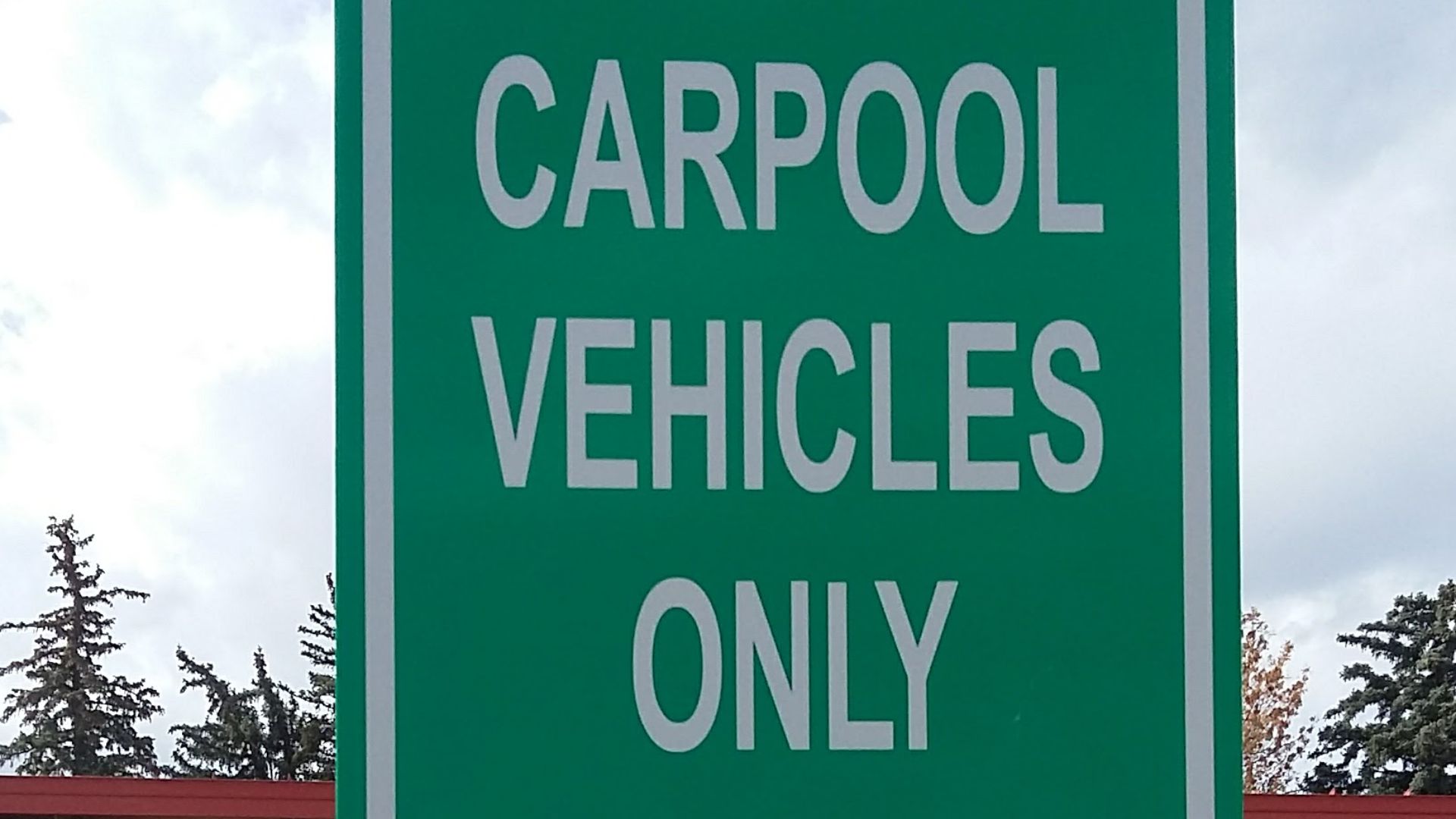 File:Carpool Vehicles Only parking sign, STC.jpg